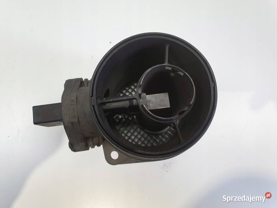 VW Passat B6 20 TDI PRZEPŁYWOMIERZ POWIETRZA