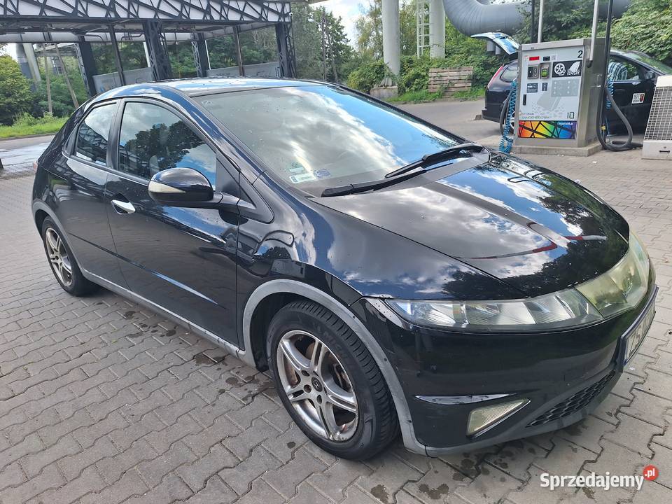 Honda Civic Ufo benzyna 14 2007r