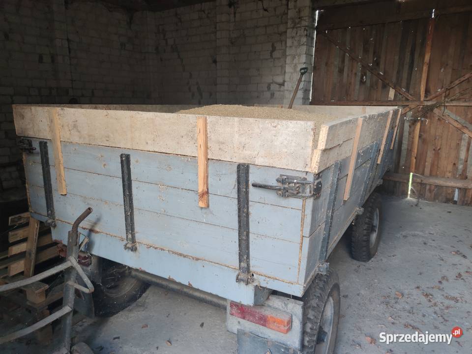 przyczepa rolnicza nieuszkodzony Lubochnia