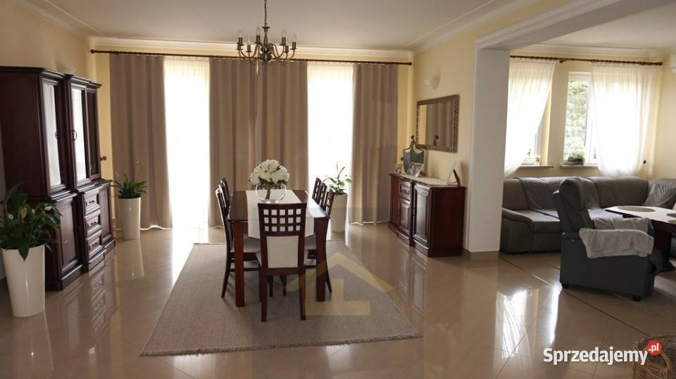 Gospodarstwo rolne w gminie Karczewhodowla koni Całowanie