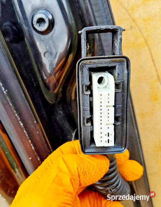 AUDI A8D4 DRZWI LEWY PRZÓD ALUMINIOWE LAKIER Rok produkcji 2012 Radom sprzedam