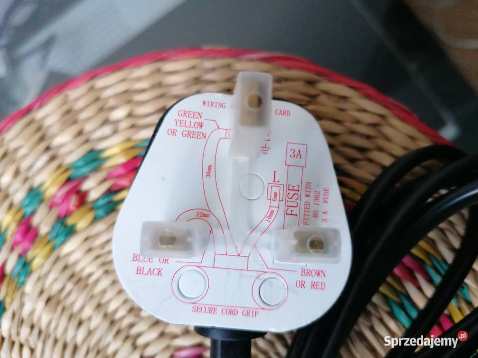 KABEL ZASILAJĄCY Z WTYCZKĄ BRYTYJSKĄ Z Łódź