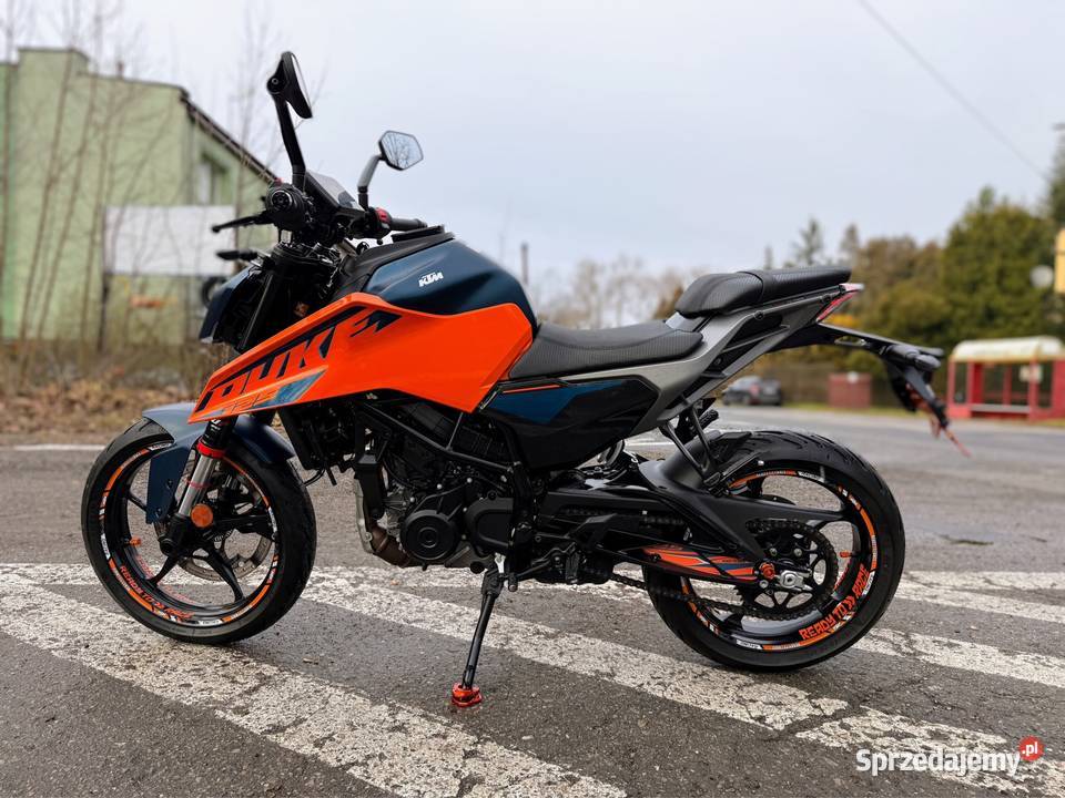 KTM Duke 125 Salon 2025 Nówka 15KM śląskie Zawiercie