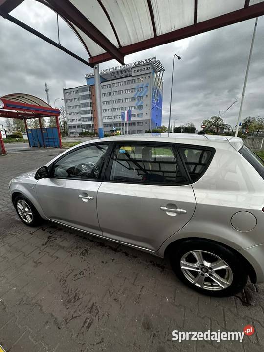 Kia Ceed 16 crdi Tychy
