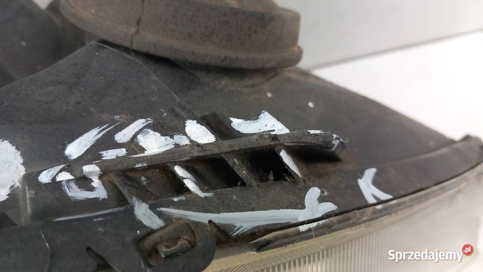 TOYOTA COROLLA E12 LIFT LAMPA PRZÓD PRAWA Zbierkowo sprzedam