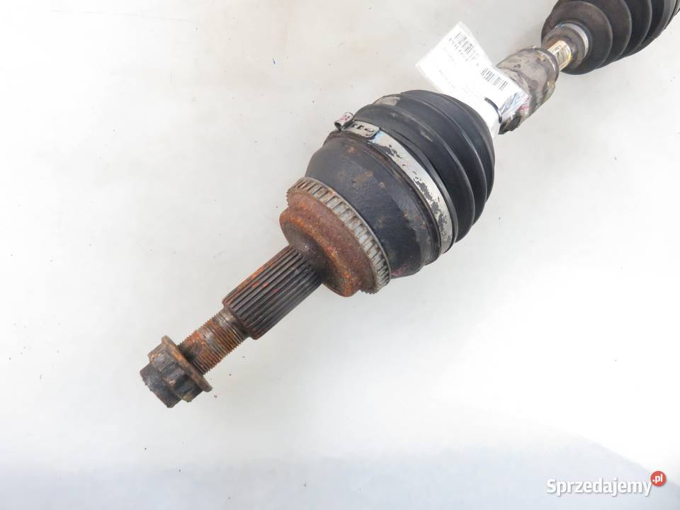 PÓŁOŚ LEWA PRZEDNIA TOYOTA COROLLA Verso 22 D4D