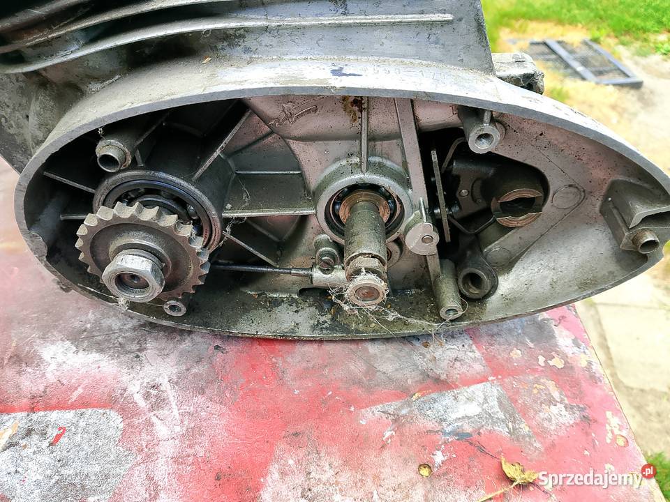 Silnik jawa 250 typ 559 pozostalosci