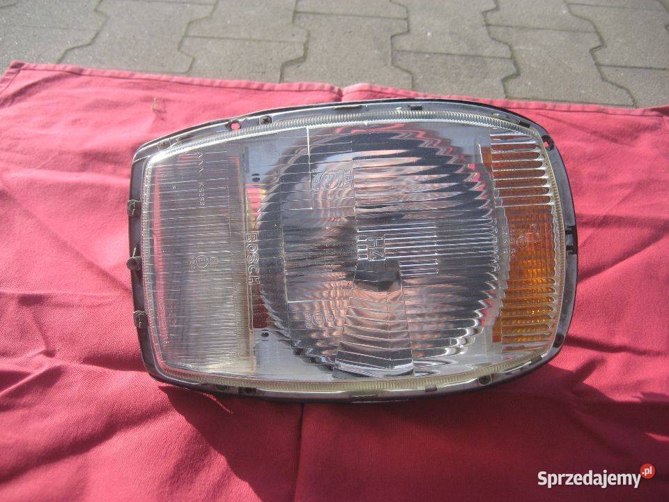 mercedes 114 w114 a114 lampa przód prawa bosch Rakoniewice