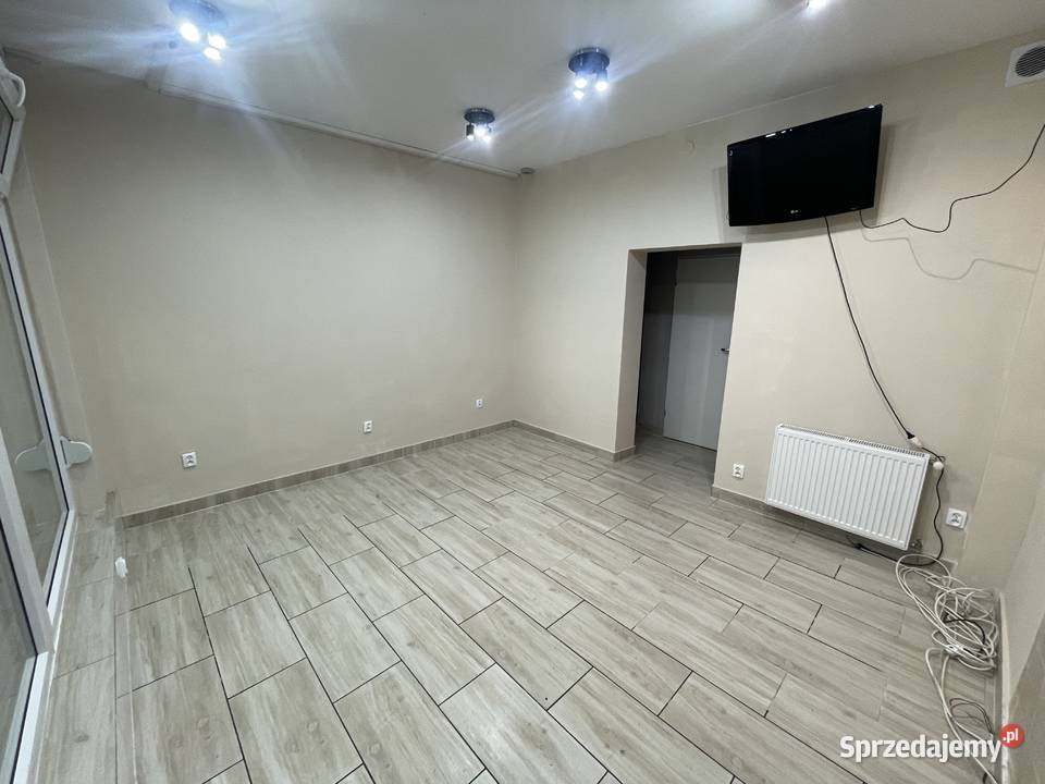 Lokal handlowy Mielno Chrobrego 16 b sprzedam