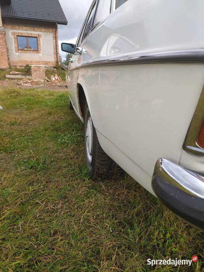 Mercedes w 115 stan