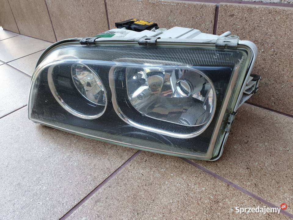 Lampa reflektor lewy przód przetwornica Volvo Gdynia