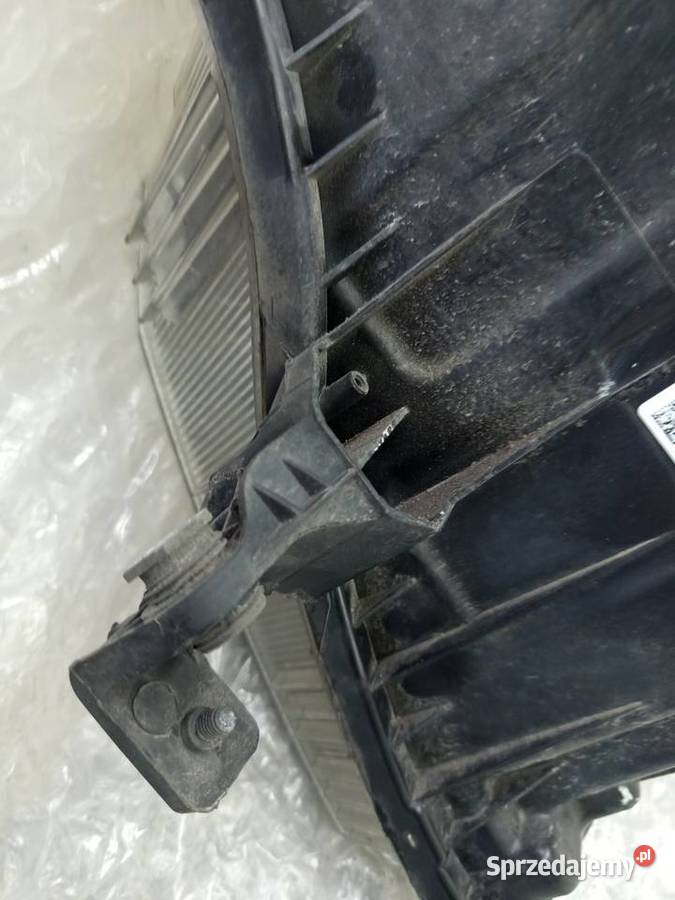 Reflektor prawy VW crafter Man tge hella Rzeszów