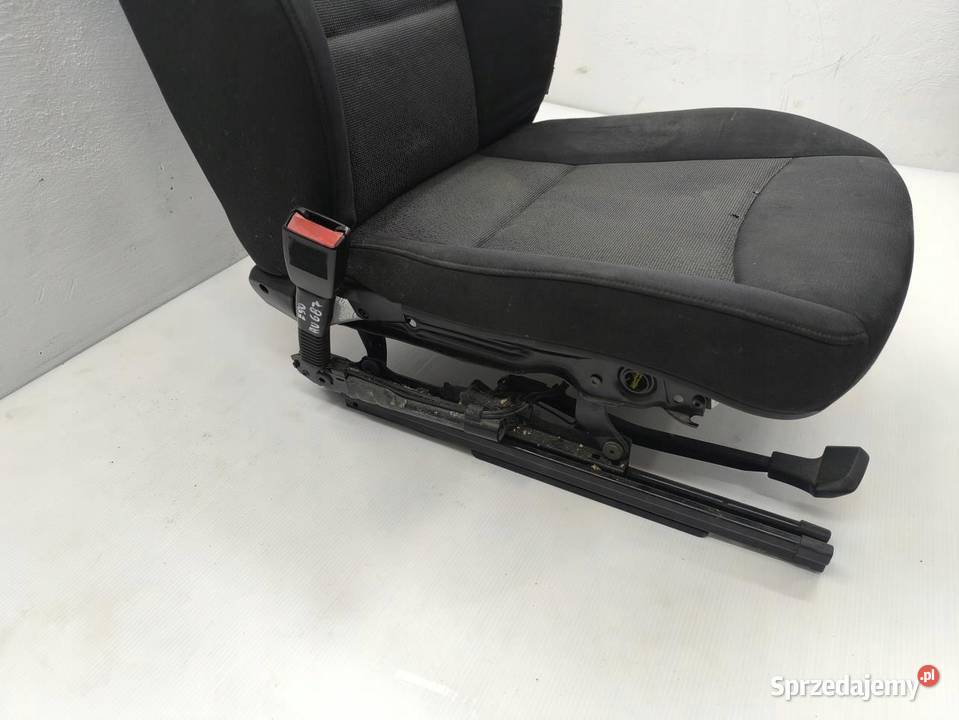 FOTEL KIEROWCY LEWY PRZÓD BMW E90 20B