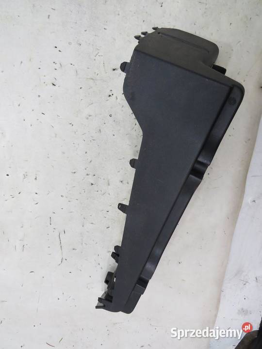 OSŁONA SŁUPKA LEWY TYŁ PEUGEOT 2008 9677216777