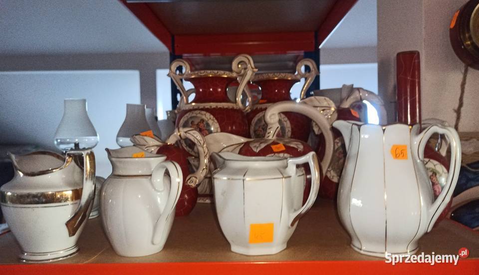 Mlecznik z białej porcelany BES Złocony na Gdańsk