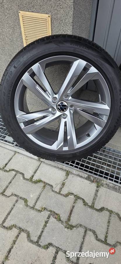 Oryginalne Koła Vw Tiguan R19Model ValenciaOpony sprzedam