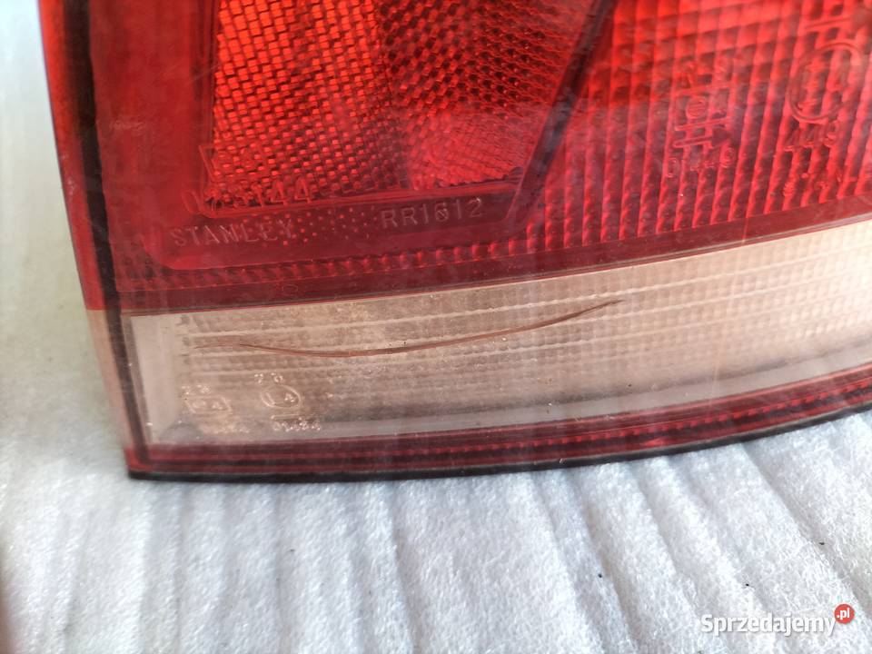 Mitsubishi Galant lampa tył prawa 0431612 lubelskie sprzedam