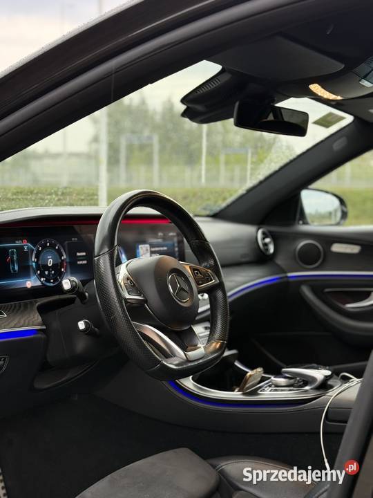 Mercedes E220d 4Matic pakiet AMG nieuszkodzony podkarpackie Rzeszów