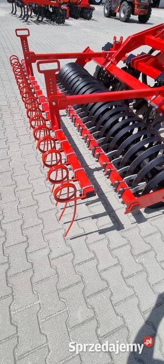 Agregat bezorkowy kultywator ORKAN 26 m Dexwal Agregaty podkarpackie