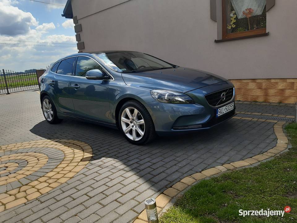 Prywatne Volvo V40 16d SUMMUM Bixenon Ledy TFT nieuszkodzony Kłobuck