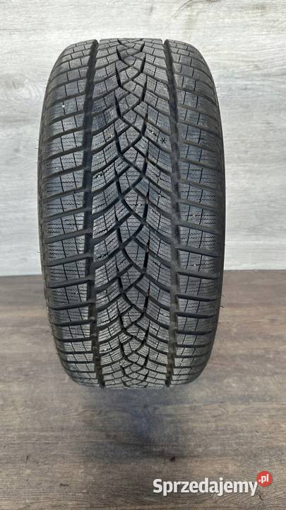 22540r18 92V Goodyear Ultra Grip Performance 205 Gorzów Wielkopolski
