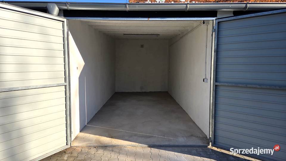 Garaż na terenie zamkniętym oświetlonym i Olesno