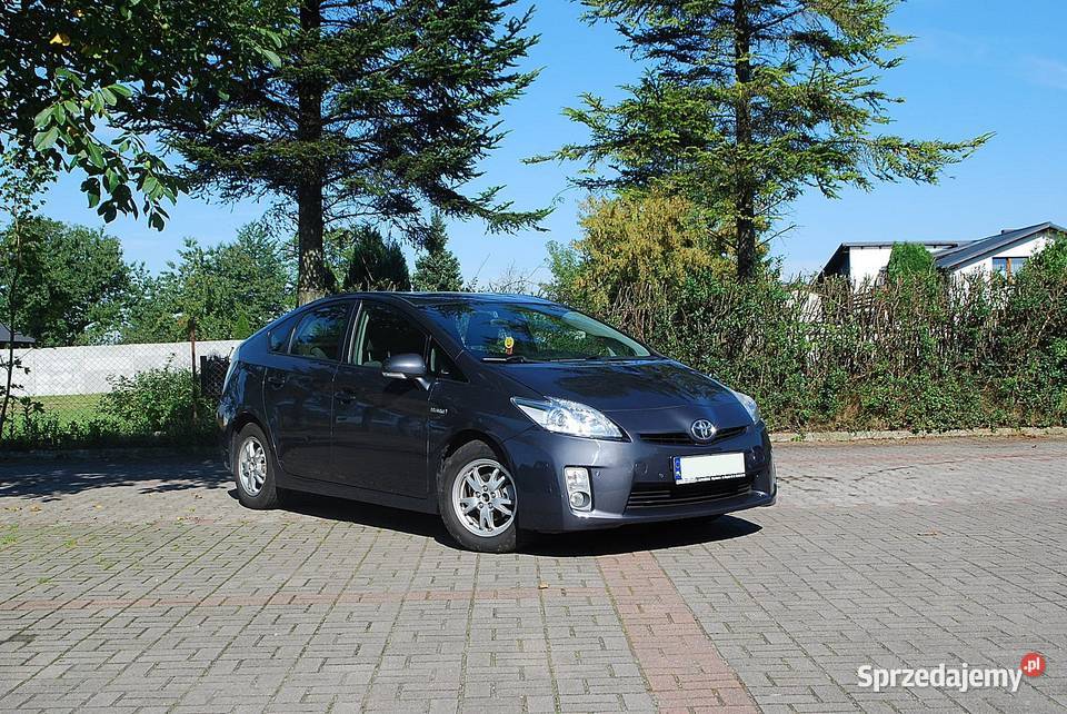 Toyota Prius 18 benzynaGAZ LPG Hybryda automatyczna