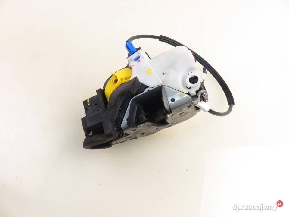 ZAMEK LEWY PRZEDNI OPEL ASTRA J 6 PIN