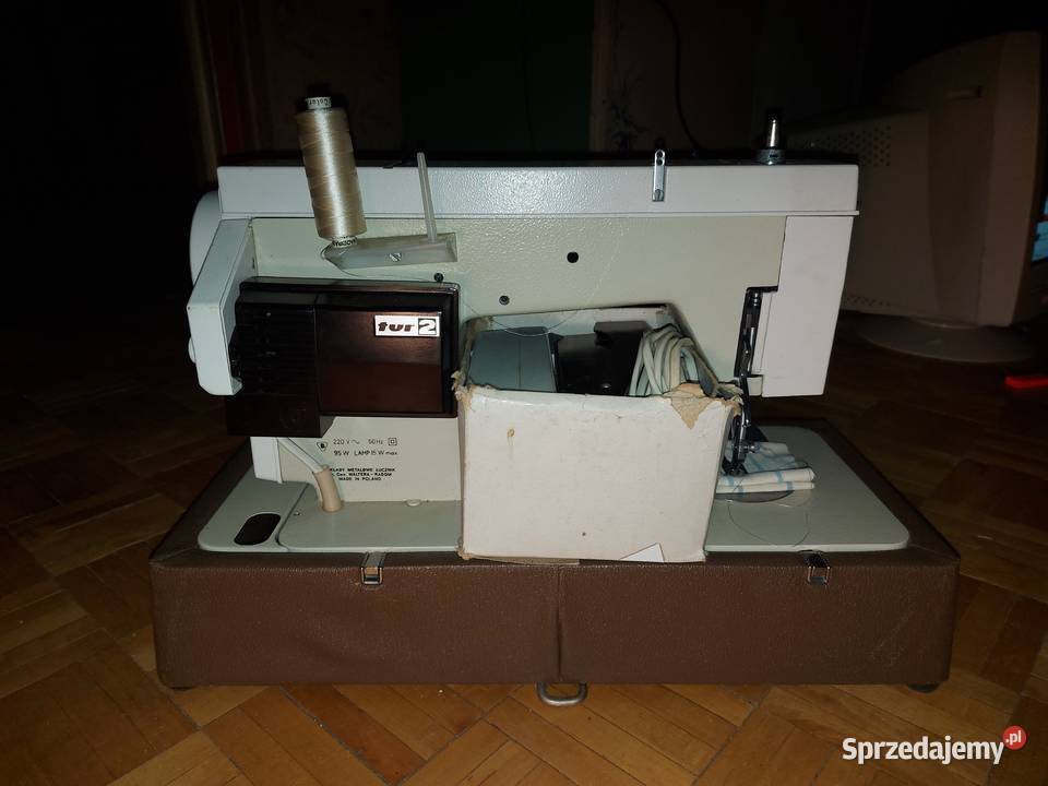 Maszyna Do Szycia Łucznik 723 Walizka Pełna