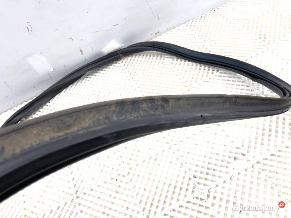 USZCZELKA KLAPY BAGAŻNIKA VOLVO V60 I Kombi 1018 podkarpackie