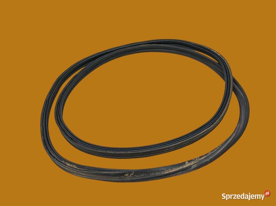 USZCZELKA KLAPY TYŁ BAGAŻNIKA Mitsubishi Space Uszczelki