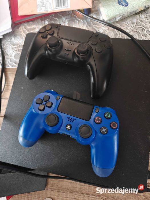 PlayStation 4 1tb plus dwa pady i dwie gry Warszawa sprzedam