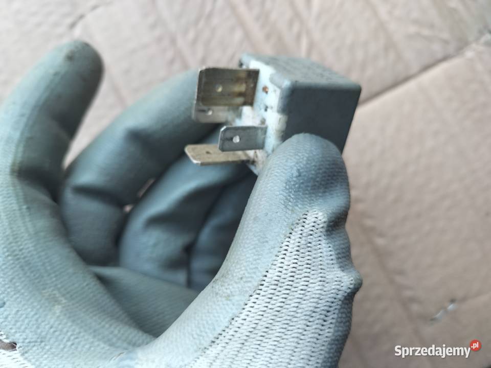PRZEKAŹNIK SEAT 213 443951253J Przekaźniki Kamień-Kolonia sprzedam
