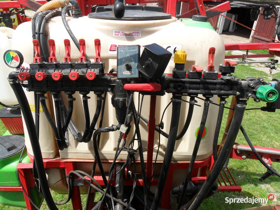 opryskiwacz bury perkoz 1właściciel Włostów