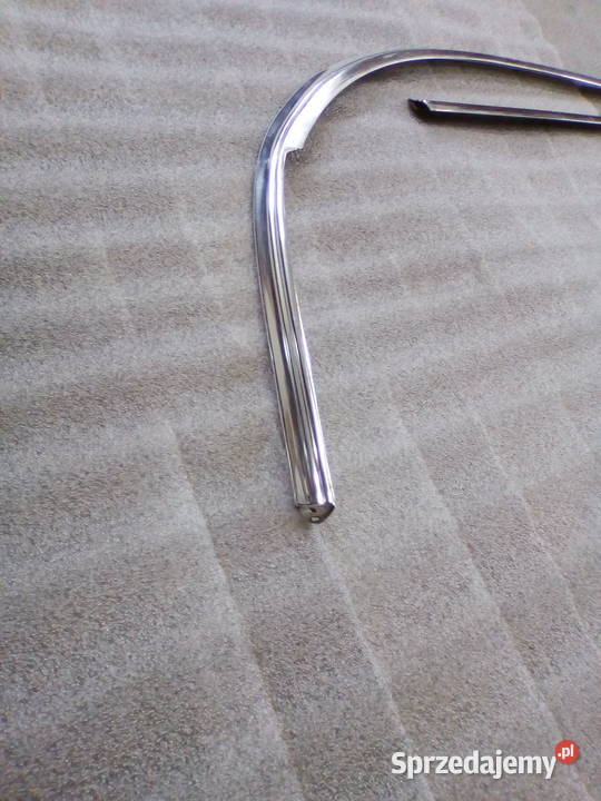 Mercedes W108109 Listwa tylnej szyby dolna listwy boczne wielkopolskie Bukownica