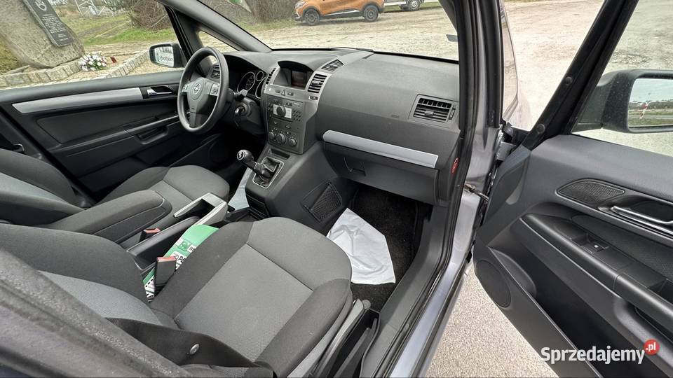 Raty 18 benz 140 7 osobowy Klima Alufelga Rawicz sprzedam