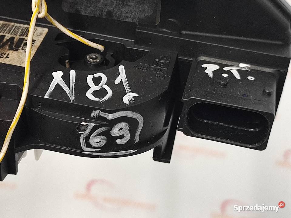 MOKKA 16 18r zamek drzwi prawy tył 13579548 Kielce