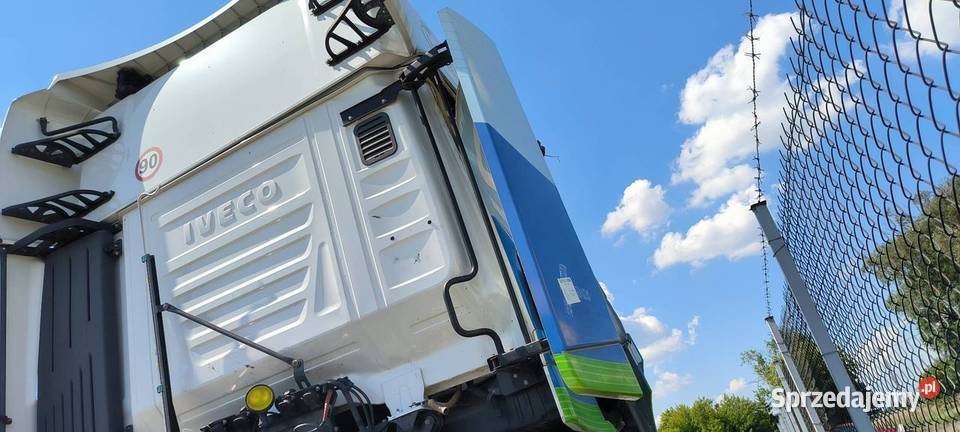 OWIEWKA IVECO STRALIS AS440STP LNG SPOILER PRAWY Lipno
