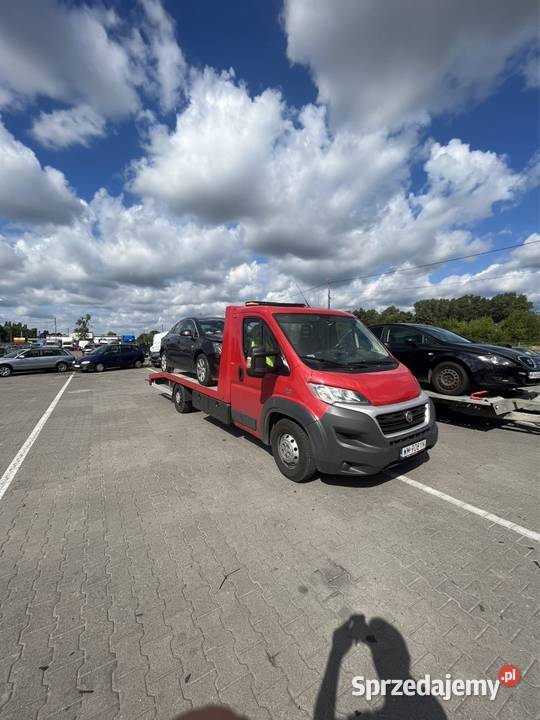 pomoc drogowa auto laweta transport maszyn mazowieckie Kołbiel usługa