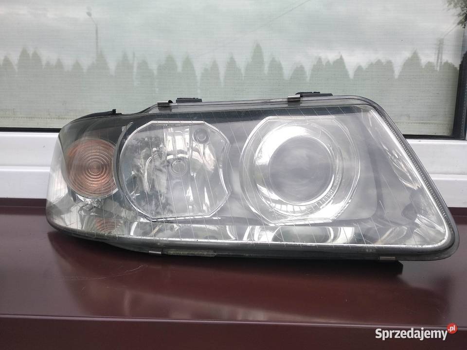 Audi A3 8L LIFT FL lampa przednia prawa Sieradz