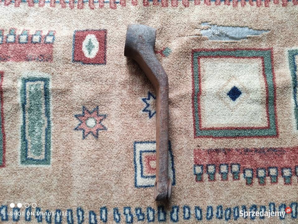 Obudowa łożyska nowa i rączka Przeworno