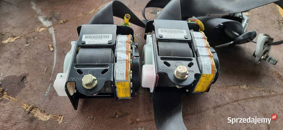 Pasy bezpieczeństwa prawy i lewy przód Honda sprzedam