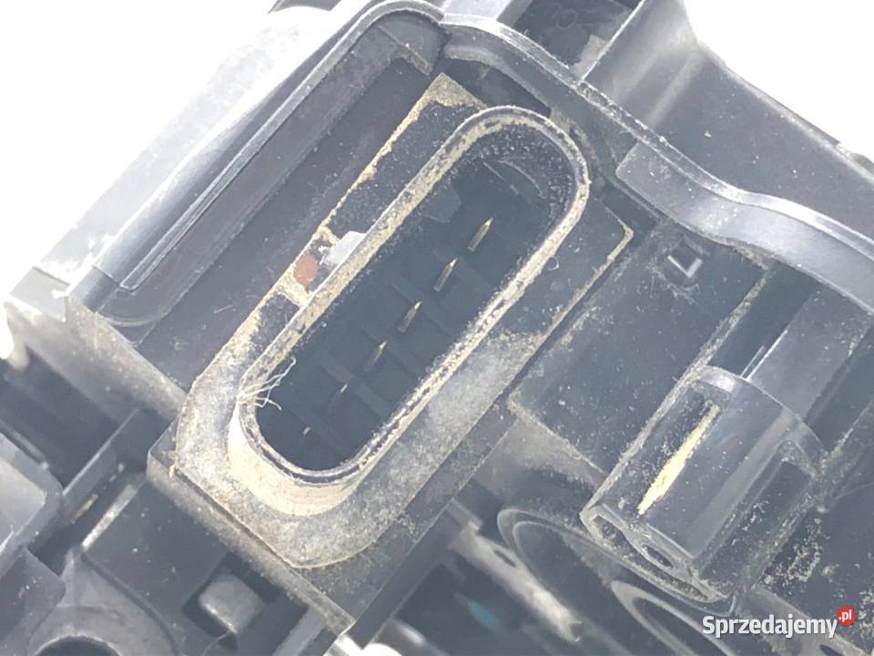 ZAMEK DRZWI LEWY TYŁ BMW F16 SUV 7281953 1419