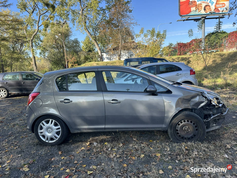 Opel Corsa 12 86Pół automatSalon PolskaII WŁ 33 wielofunkcyjna kierownica Warszawa