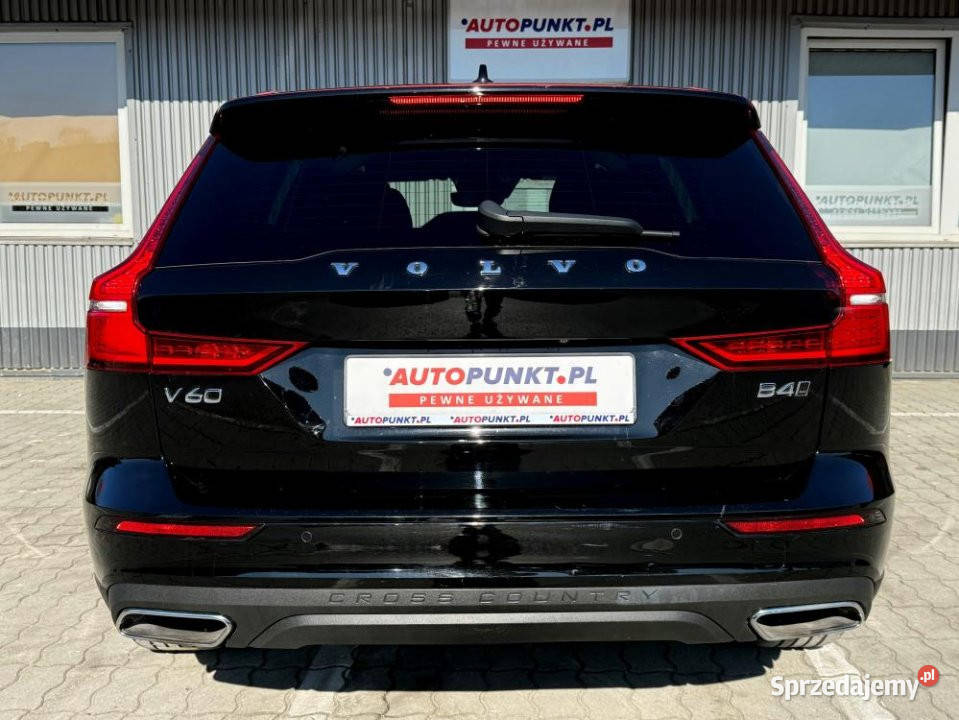 Volvo V60 Cross Country 2021r Fvat 23 Rzeszów sprzedam