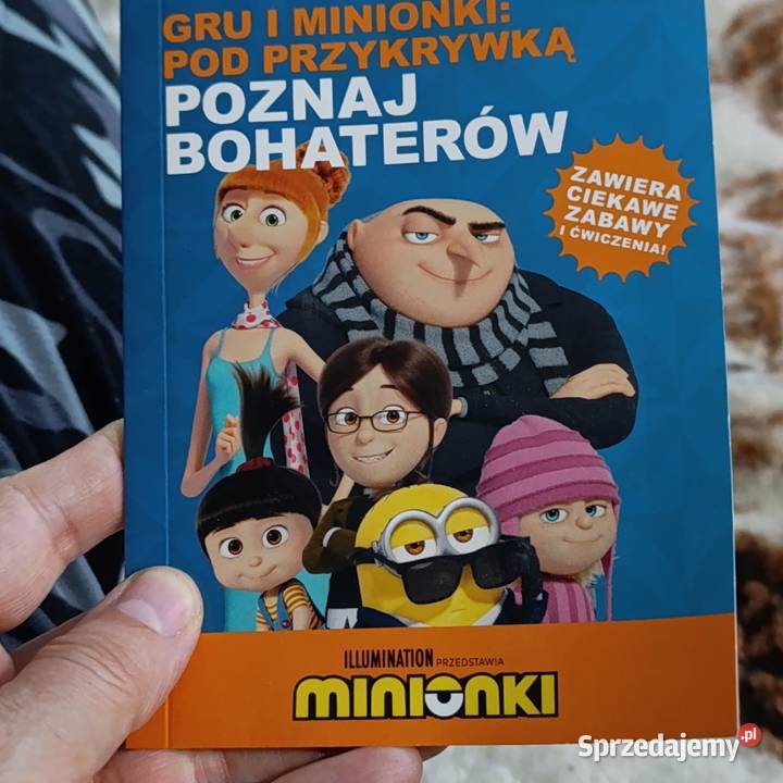 mała książeczka z aktywnościami zatytułowana Gru Poznań