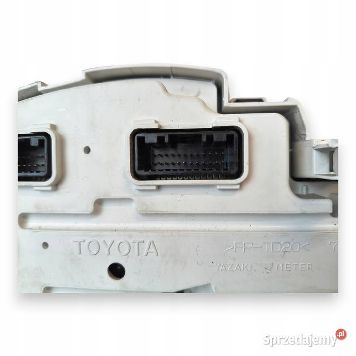 LICZNIK ZEGARY 8380074040B Toyota IQ 10 VVTi Chełm