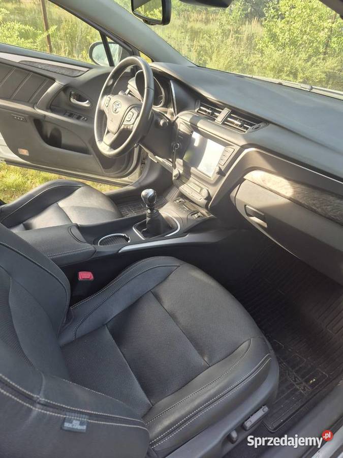 Toyota Avensis Rok produkcji 2017 kujawsko-pomorskie Włocławek
