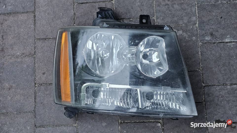 Lampa przednia prawa Chevrolet Suburban Tahoe Garwolin sprzedam