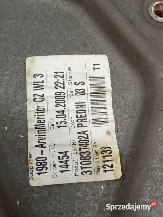 MECHANIZM SZYBY PRAWY PRZÓD 3T0837402A Skoda